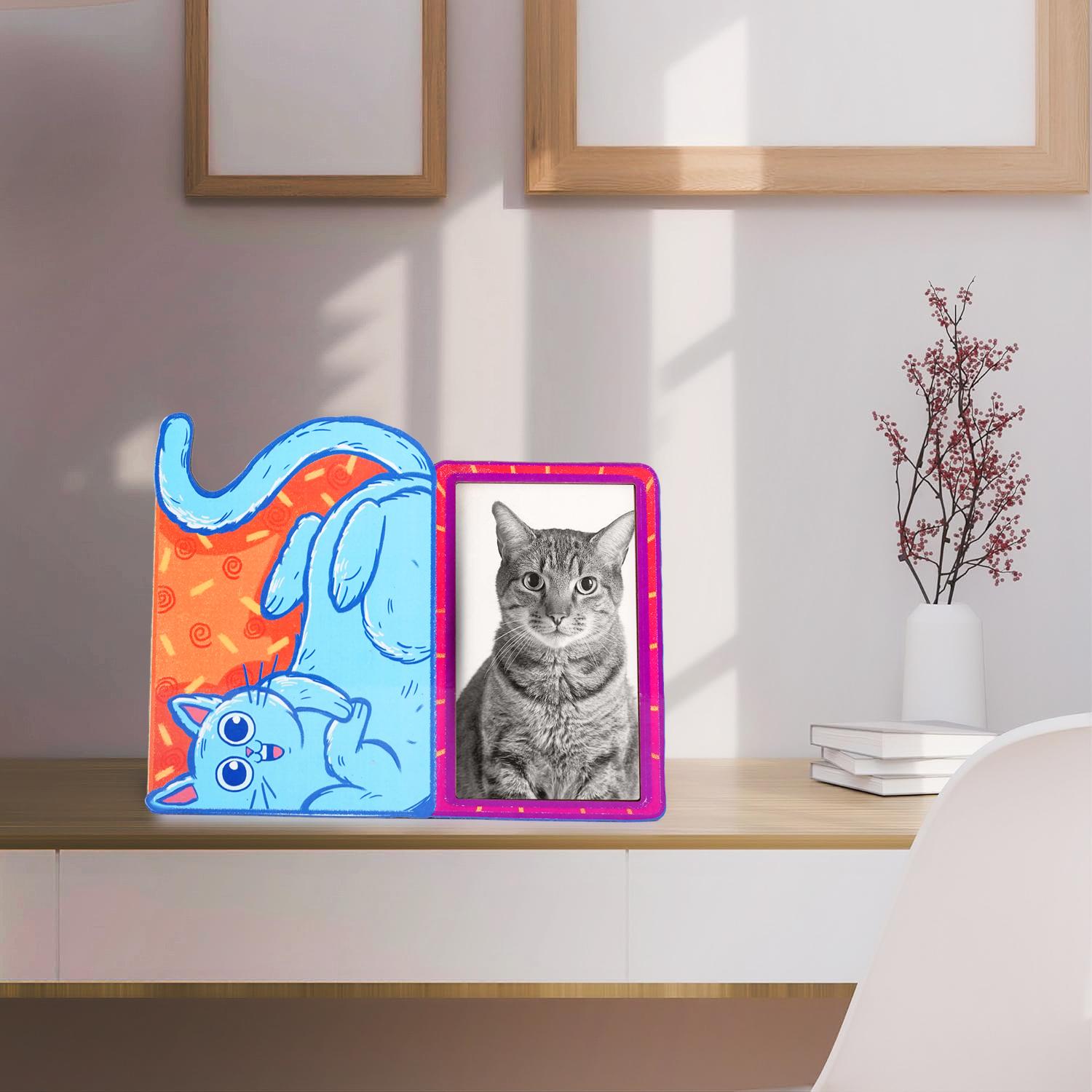The Blot Studio Cat inverted photo frame