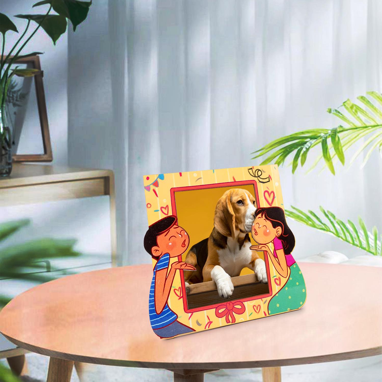 The Blot Studio Family kiss photo frame